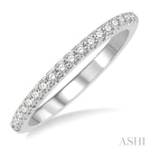 1/4 Ctw Round Cut Diamond Wedding Band in 14K White Gold