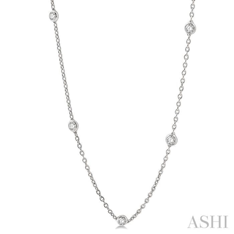 1 Ctw Round Cut Diamond Station Necklace in 14K White Gold