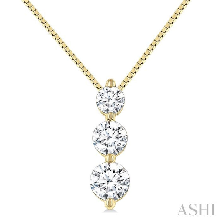 1/4 Ctw Round Cut Diamond Three-Stone Snowman Pendant With Chain in 14K Yellow Gold