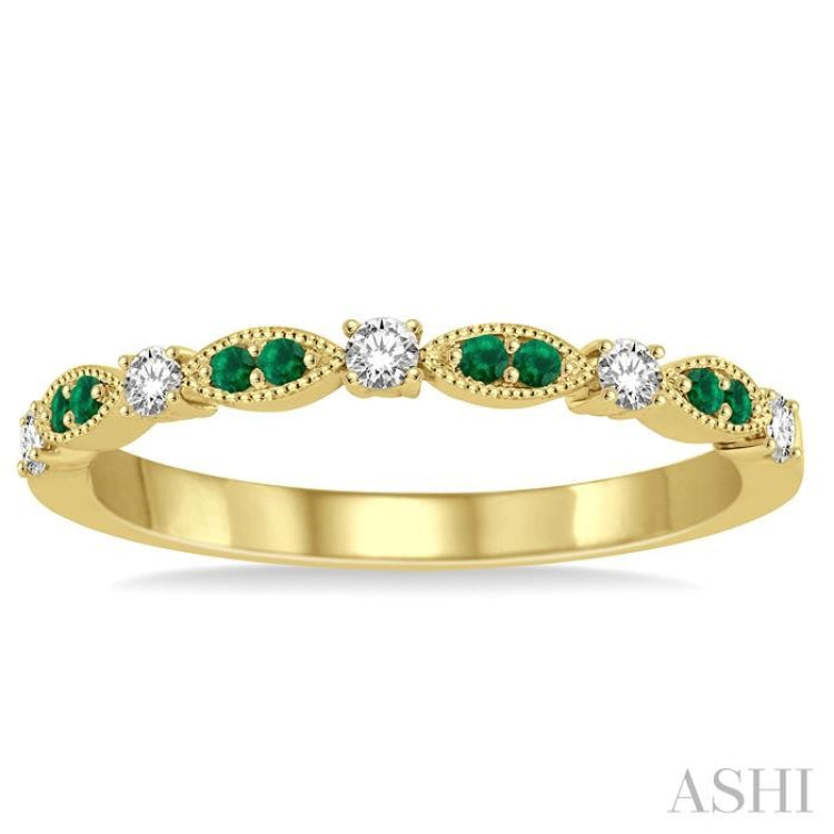 1.35 MM Emerald and 1/6 Ctw Round Cut Diamond Precious Stone Wedding Band in 14K Yellow Gold