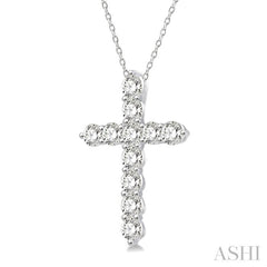 3/4 Ctw Round Cut Diamond Cross Pendant in 14K White Gold with Chain