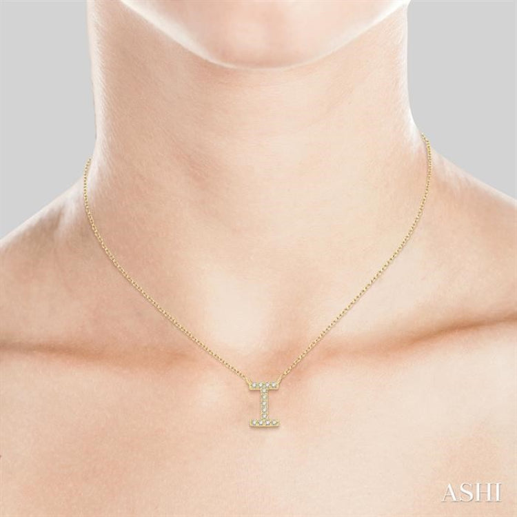 1/20 Ctw Initial 'I' Round Cut Diamond Pendant With Chain in 10K Yellow Gold