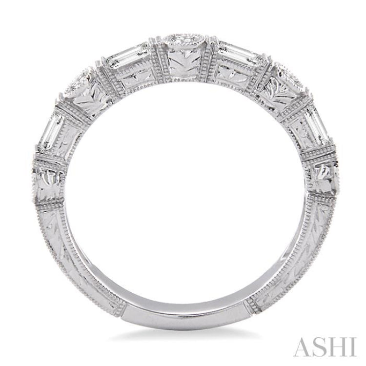 1/2 Ctw Diamond Fashion Band in 14K White Gold