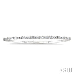 3/4 Ctw Round Cut Diamond Illusion Flex Bangle in 14K White Gold