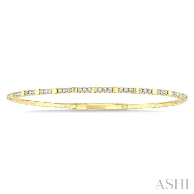 1/2 Ctw Square Motif Halfway Round Cut Diamond Flex Bangle in 14K Yellow Gold