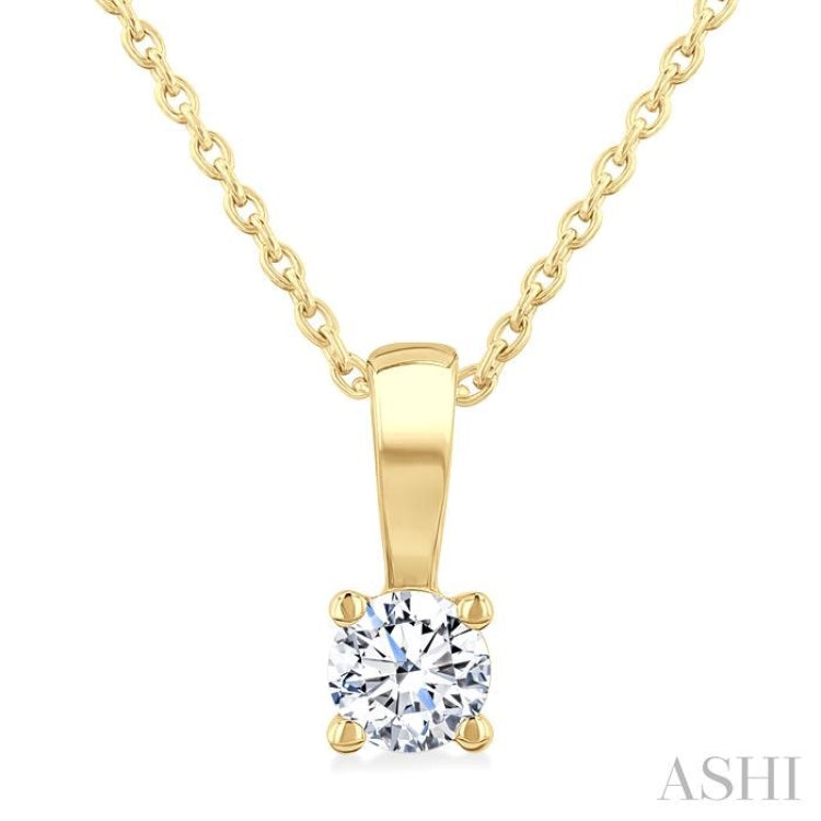 1/5 Ctw Prong Set Round Cut Diamond Solitaire Pendant With Chain in 14K Yellow Gold