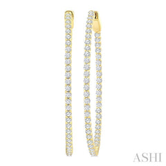 2 Ctw Inside-Out Round Cut Diamond 1/2-Inch Oval Hoop Earrings in 14K Yellow Gold