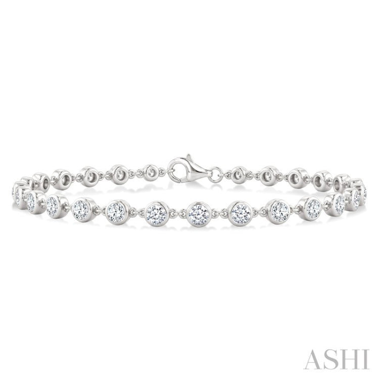 2 Ctw Bezel Set Round Cut Diamond Station Bracelet in 14K White Gold