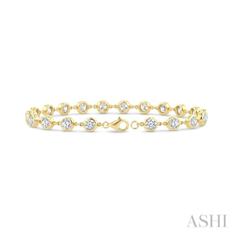 1/2 Ctw Bezel Set Round Cut Diamond Station Bracelet in 14K Yellow Gold