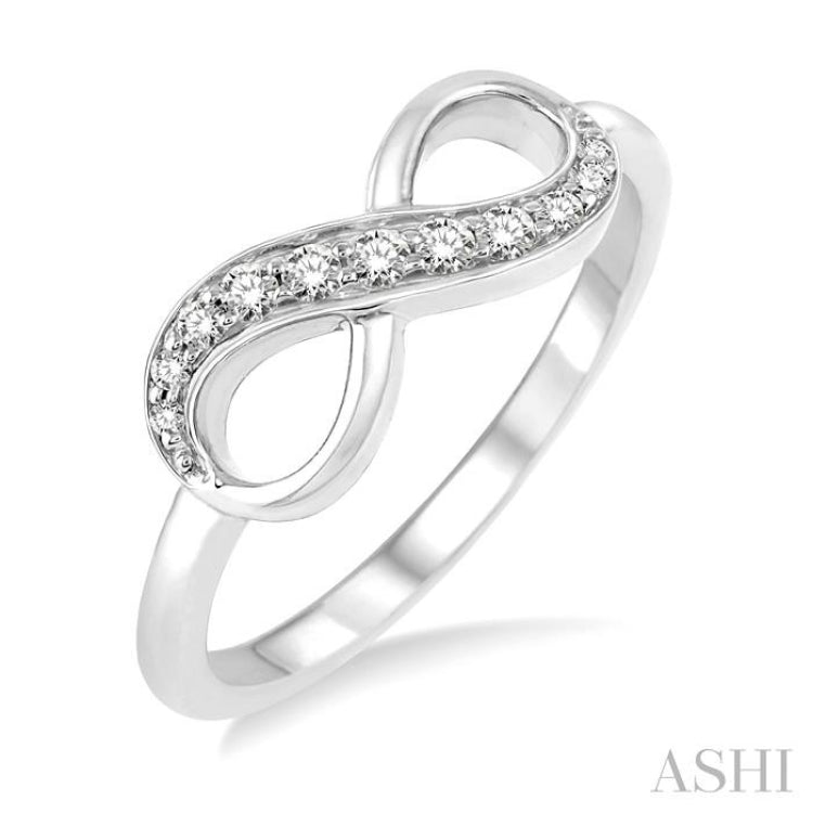 1/6 Ctw Round Cut Diamond Infinity Petite Ring in 10K White Gold