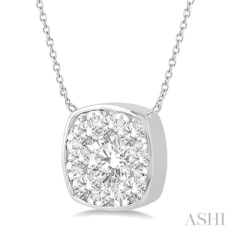 1/2 Ctw Cushion Shape Lovebright Diamond Pendant With Chain in 14K White Gold