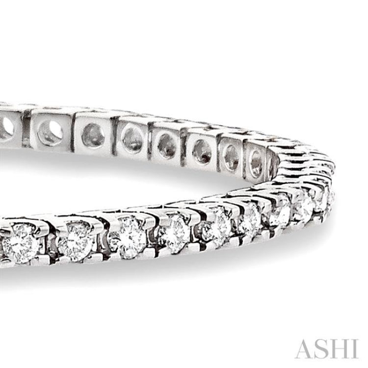 3 Ctw Square Shape Round Cut Diamond Tennis Bracelet in 14K White Gold