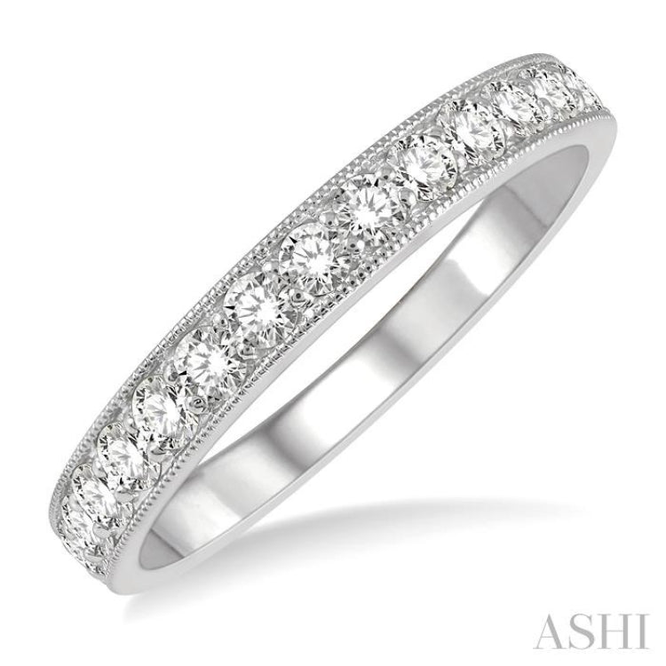 1/2 Ctw Round Cut Diamond Wedding Band in 14K White Gold