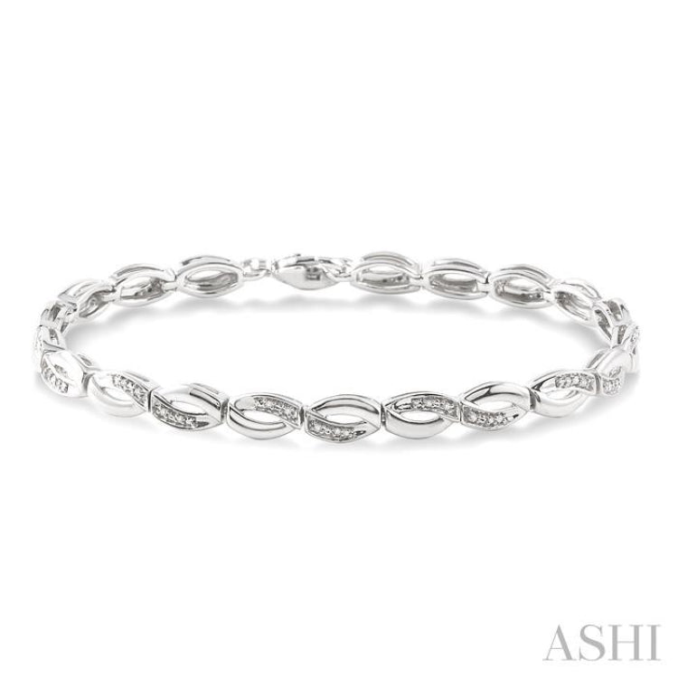 1/6 Ctw 'FIG 8' Shape Round Cut Diamond Bracelet in Sterling Silver