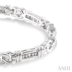 1/10 Ctw Knot Shape Round Cut Diamond Link Bracelet in Sterling Silver