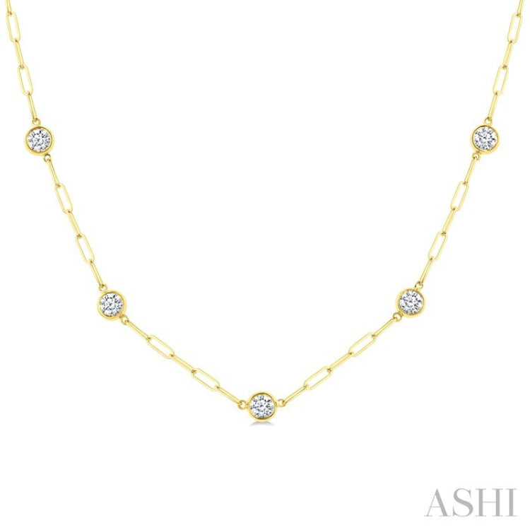 1 1/2 Ctw Bezel Set Round Cut Diamond Paperclip Station Necklace in 14K Yellow Gold
