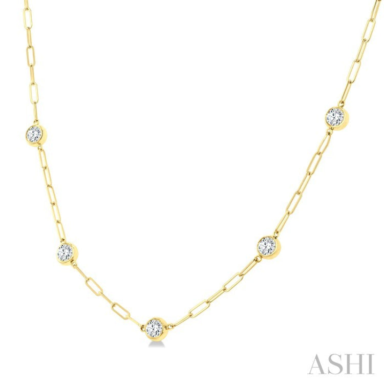 1 1/2 Ctw Bezel Set Round Cut Diamond Paperclip Station Necklace in 14K Yellow Gold