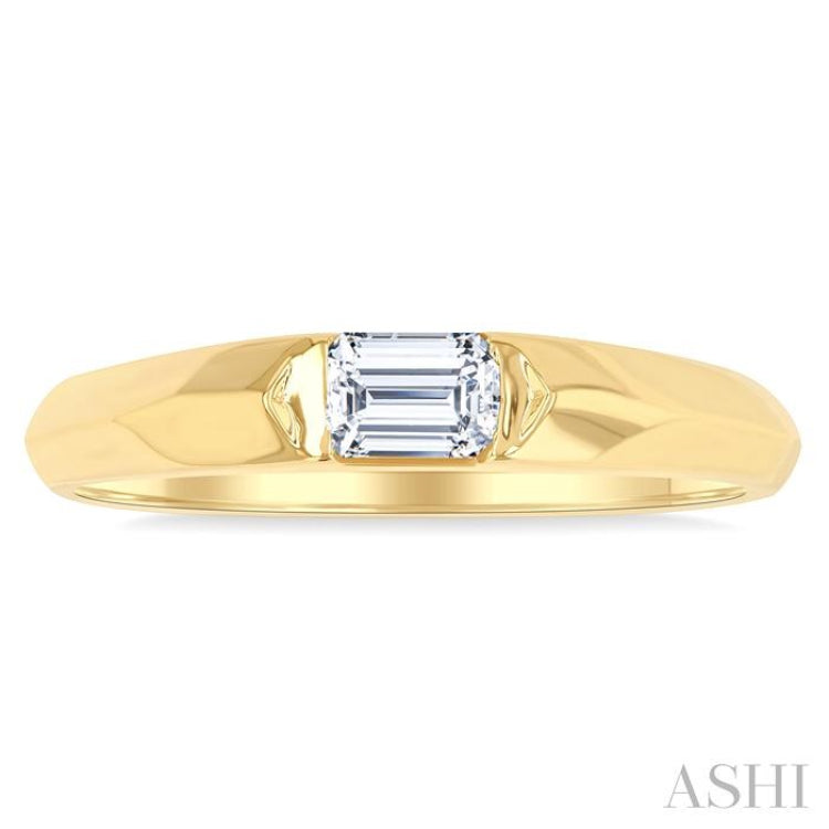 1/3 Ctw East-West Set Emerald Cut Diamond Solitaire Fashion Ring in 14K Yellow Gold