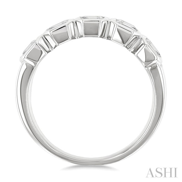 1 1/2 Ctw Bezel Set 5-Stone Emerald Cut Diamond Fashion Band in 14K White Gold
